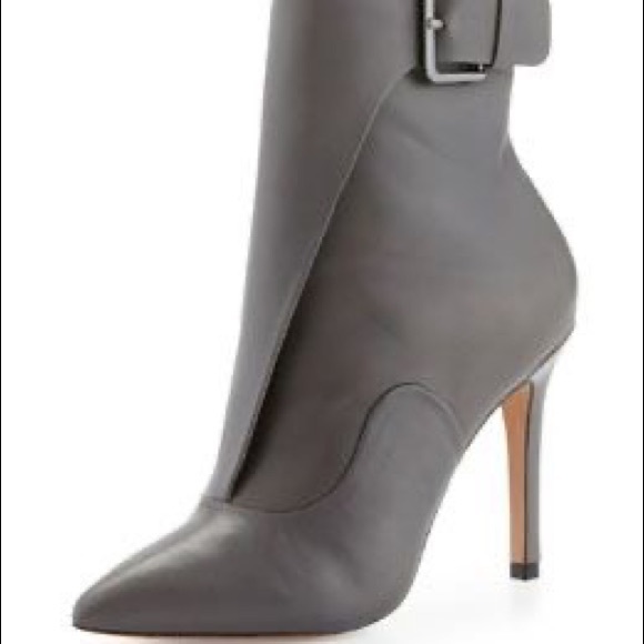 Grey calf boots . Pour la victoire - Picture 2 of 6